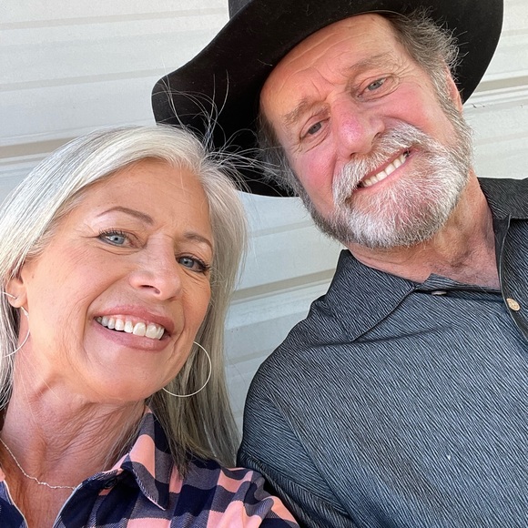 Meet your Posher, Mary - Picture 4 of 8